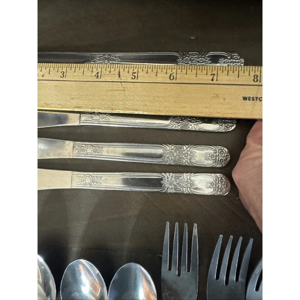 VTG Stanley Roberts, Verona 13 PCS Stainless Flatware 5 knives 4 spoons 3 Forks